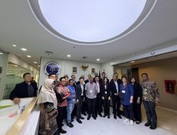 LUTHFI YAZID: SEBUAH KEHORMATAN ORGANISASI ADVOKAT SINGAPURA AUDIENSI DAN PERKUAT KERJASAMA DENGAN DePA-RI