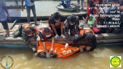 Respons Cepat Pos TNI AL Selatpanjang Bersama Tim SAR Gabungan Berhasil Temukan Korban Terakhir Kapal Karam di Perairan Mengkikip Kepulauan Meranti