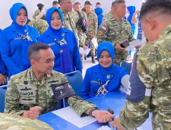 Semarak HUT Ke-81 TNI, Danlanal Bintan Bersama Prajurit Ikuti Donor Darah