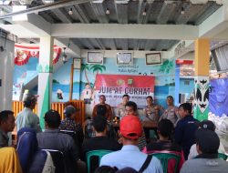 Jumat Curhat di Pulau Kelapa, Polisi Sosialisasikan Layanan 110 dan Ingatkan Warga Waspada Cuaca Laut