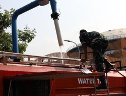 Koramil 05/Cilincing Salurkan Air Bersih untuk Warga Kalibaru, Rangkaian Bakti TNI AD HUT ke-81