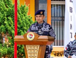 HUT Ke-81 TNI, Lanal Bintan Salurkan Ratusan Paket Sembako Untuk Warga Bintan Timur
