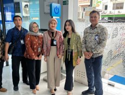 BRI BO Tanjung Duren Hadirkan Charging Station untuk Tingkatkan Customer Experience dan Reputasi Layanan
