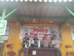 Bhabinkamtibmas Kelurahan Kebon Kacang Sambangi Posko Siaga Bencana, Pastikan Wilayah Aman dan Kondusif