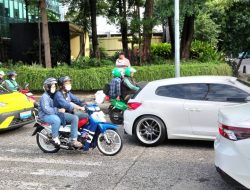 Strong Point Sore Hari, Polsek Metro Tanah Abang Atur Lalu Lintas di TL Pejompongan
