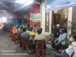 Patroli Tiga Pilar Sambangi Pos Pantau Ramadhan di Johar Baru, Pastikan Wilayah Aman dan Kondusif
