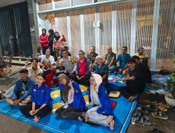 Bhabinkamtibmas Kebon Melati Sambangi Posko Ramadhan RW 014 Antisipasi Tawuran dan Kejahatan 3C