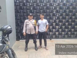 Patroli Dialogis di Pegangsaan, Bhabinkamtibmas Imbau Security Tingkatkan Kewaspadaan