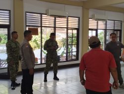 Tiga Pilar Kebon Kacang Dampingi Camat Tanah Abang Cek Lokasi Aula RW 01 Jelang Kunjungan Wali Kota Jakpus