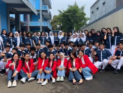 Mahasiswa UMB Hadir di SMK Media Informatika, Ajarkan Cara Bangun Citra Diri di Era Digital