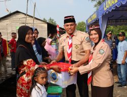 Saka Bahari Lanal Dumai Kobarkan Semangat Nasionalisme dan Peduli Pesisir di Kampung Nelayan